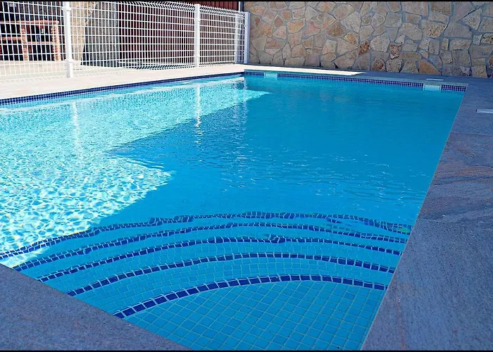 Ermita كونيل ذي لا فرونتيرا